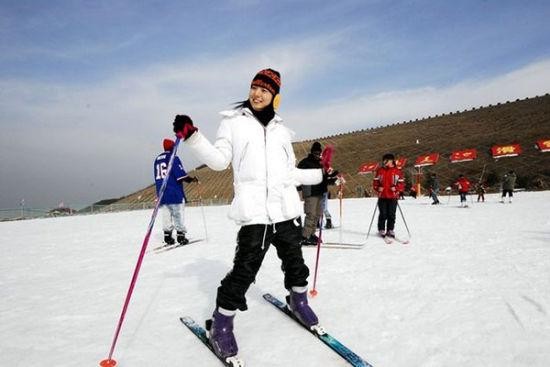 平山冬季旅游好戏开场冰雪世界里撒欢儿好去处